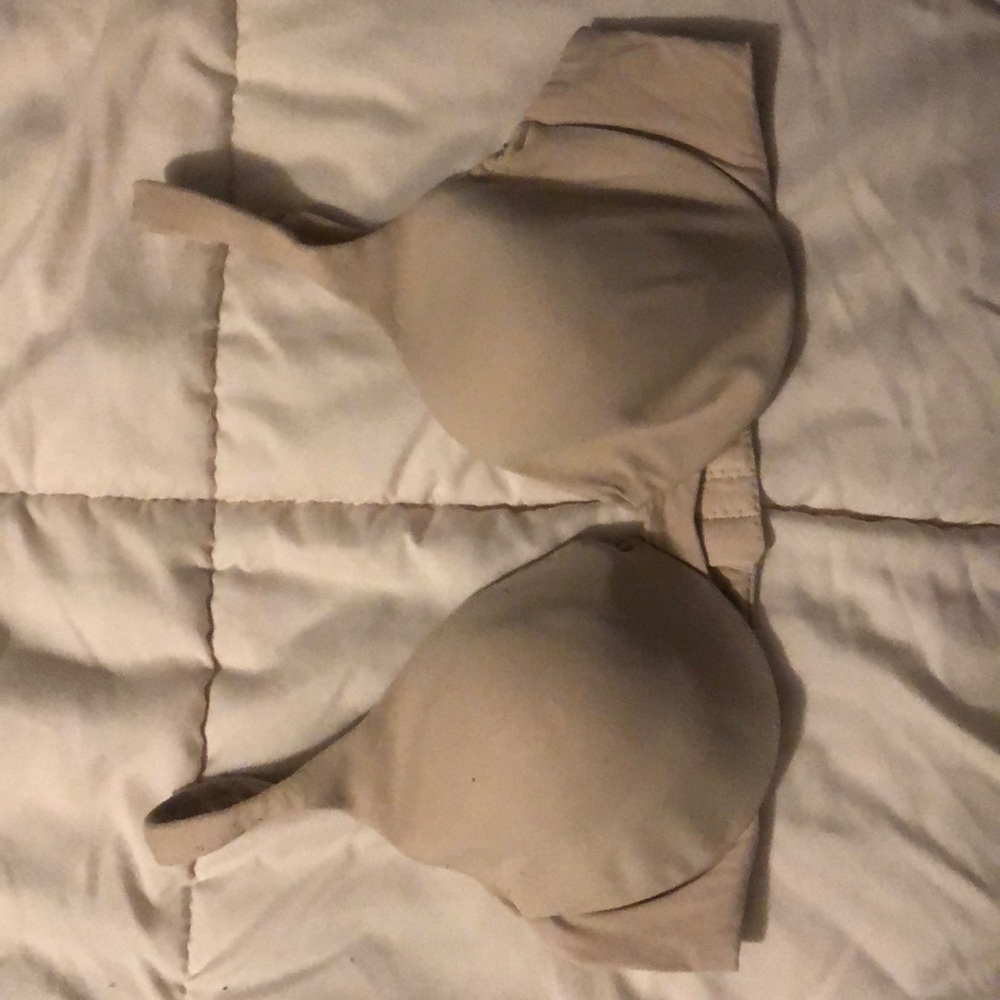 Victoria’s Secret 34B Bra Lot - Picture 7 of 8